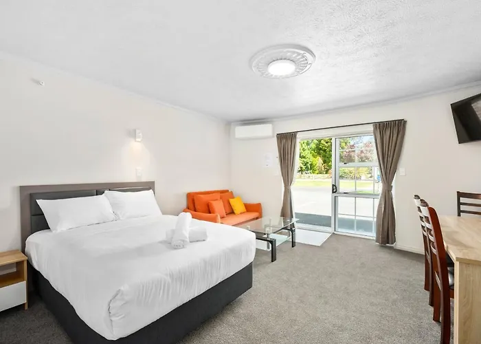 Ashleigh Court 4*
