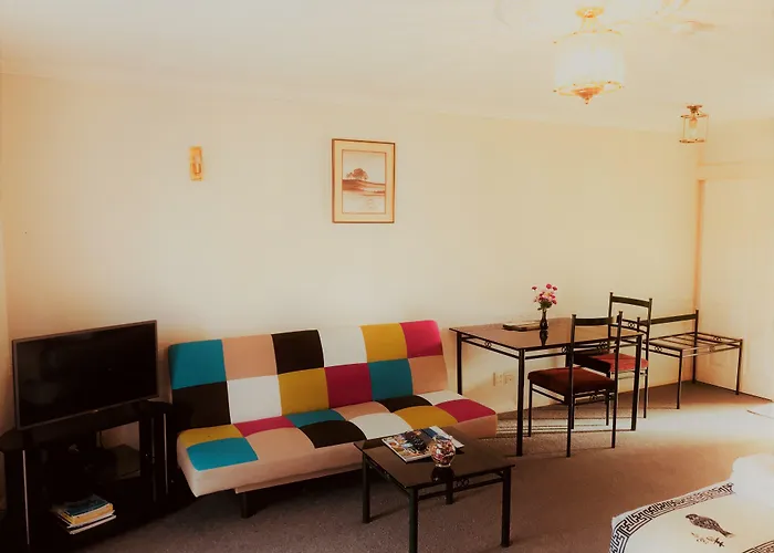 Ashleigh Court Motel 4*