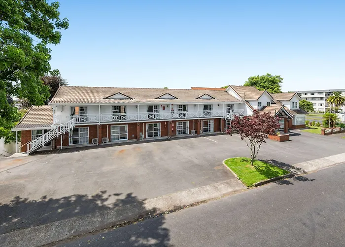Ashleigh Court Motel 4*
